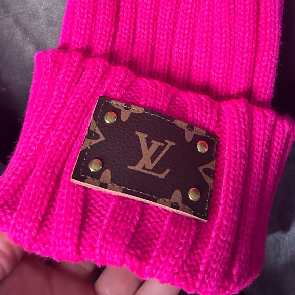 Upcyled Louis Patch Pom Pom Beanie - Picture 5 of 8